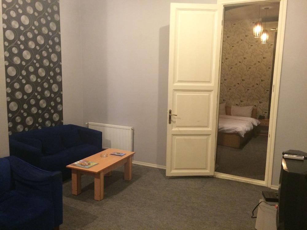 Balion Hotel باكو المظهر الخارجي الصورة